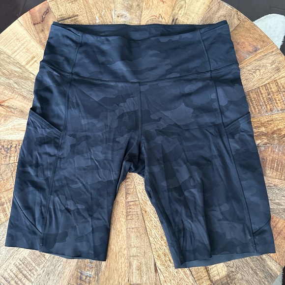 lululemon athletica Pants - lululemon athletica Black Camo High-Rise Bike Shorts